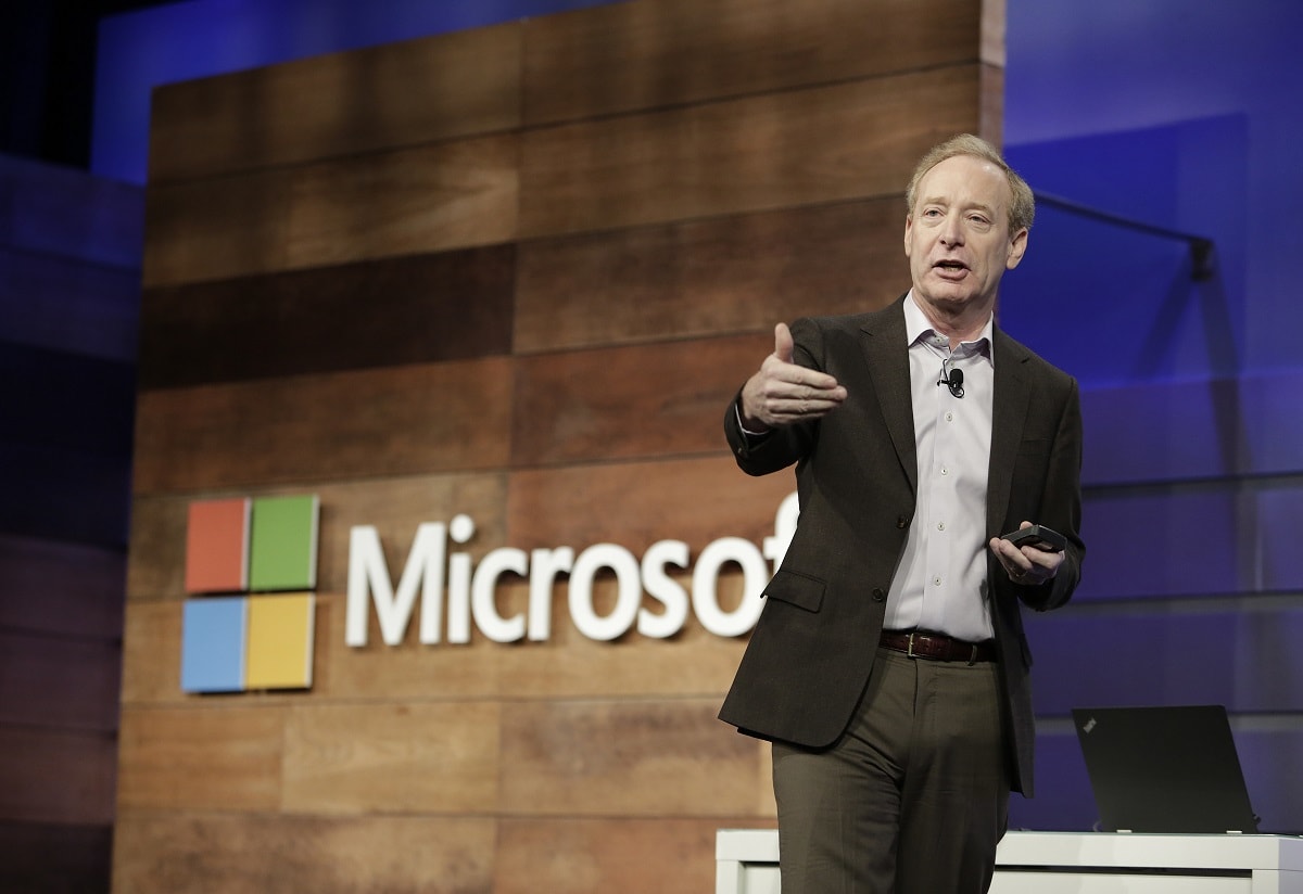 微软CEO布拉德 · 史密斯挑战监管机构